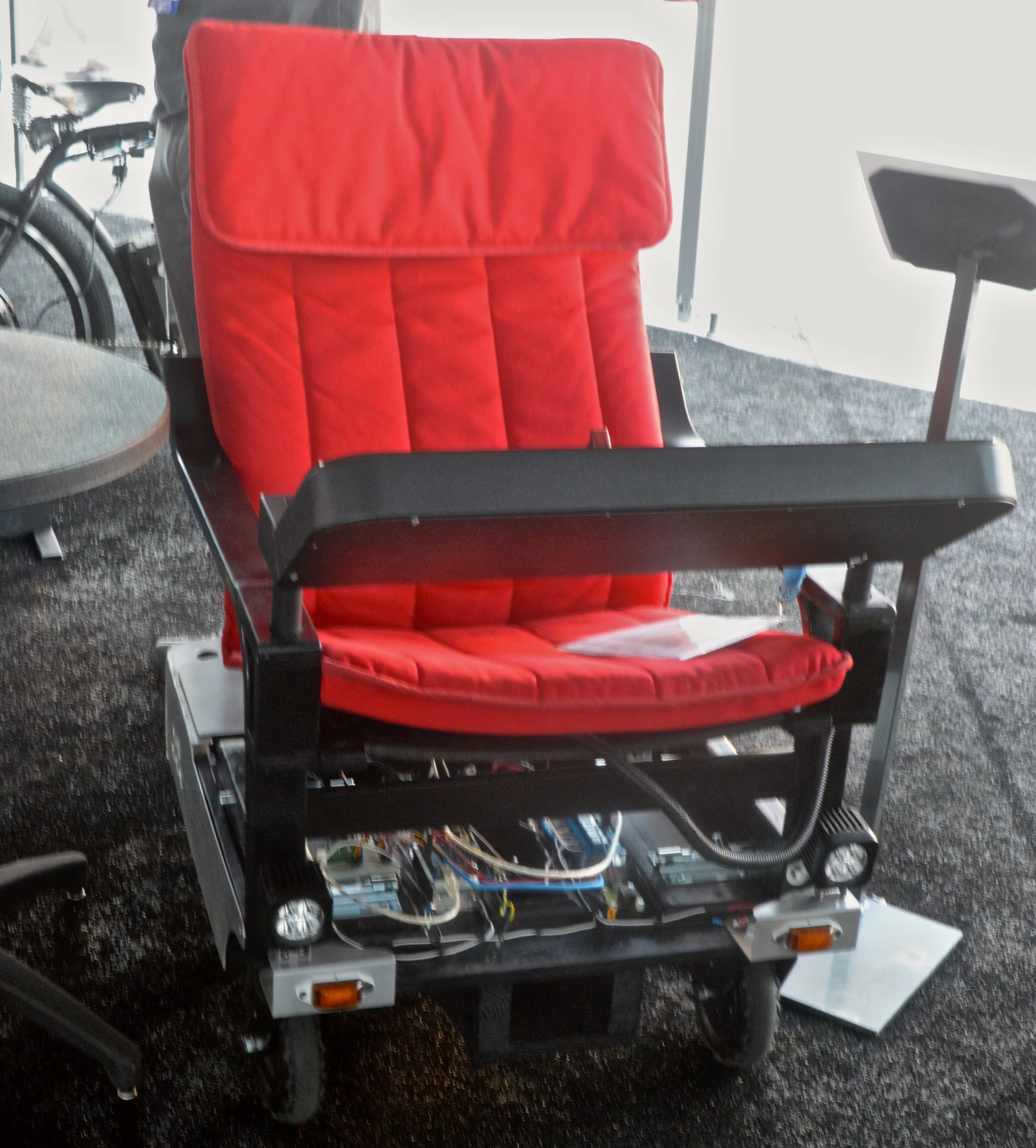 Local Motors' Office Chairiot Mark II is a mobile office chair with dual computer-controlled motors (Photo: C.C. Weiss/Gizmag)