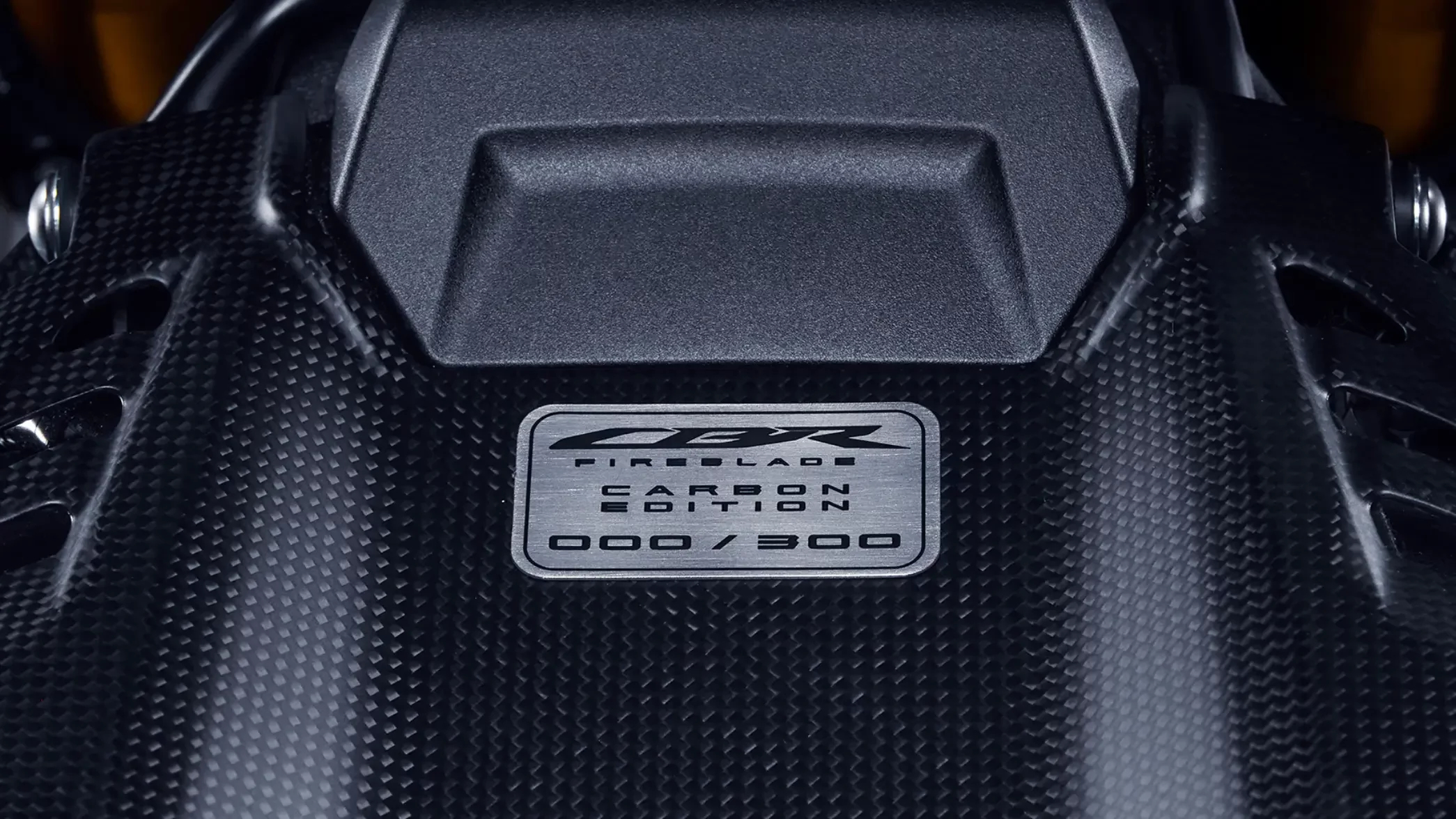 This special edition CBR1000RR-R Fireblade SP is limited to only 300 units globally