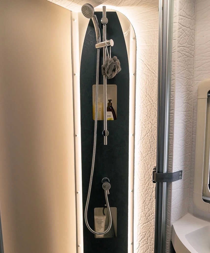 Wingamm Oasi 610 GL shower