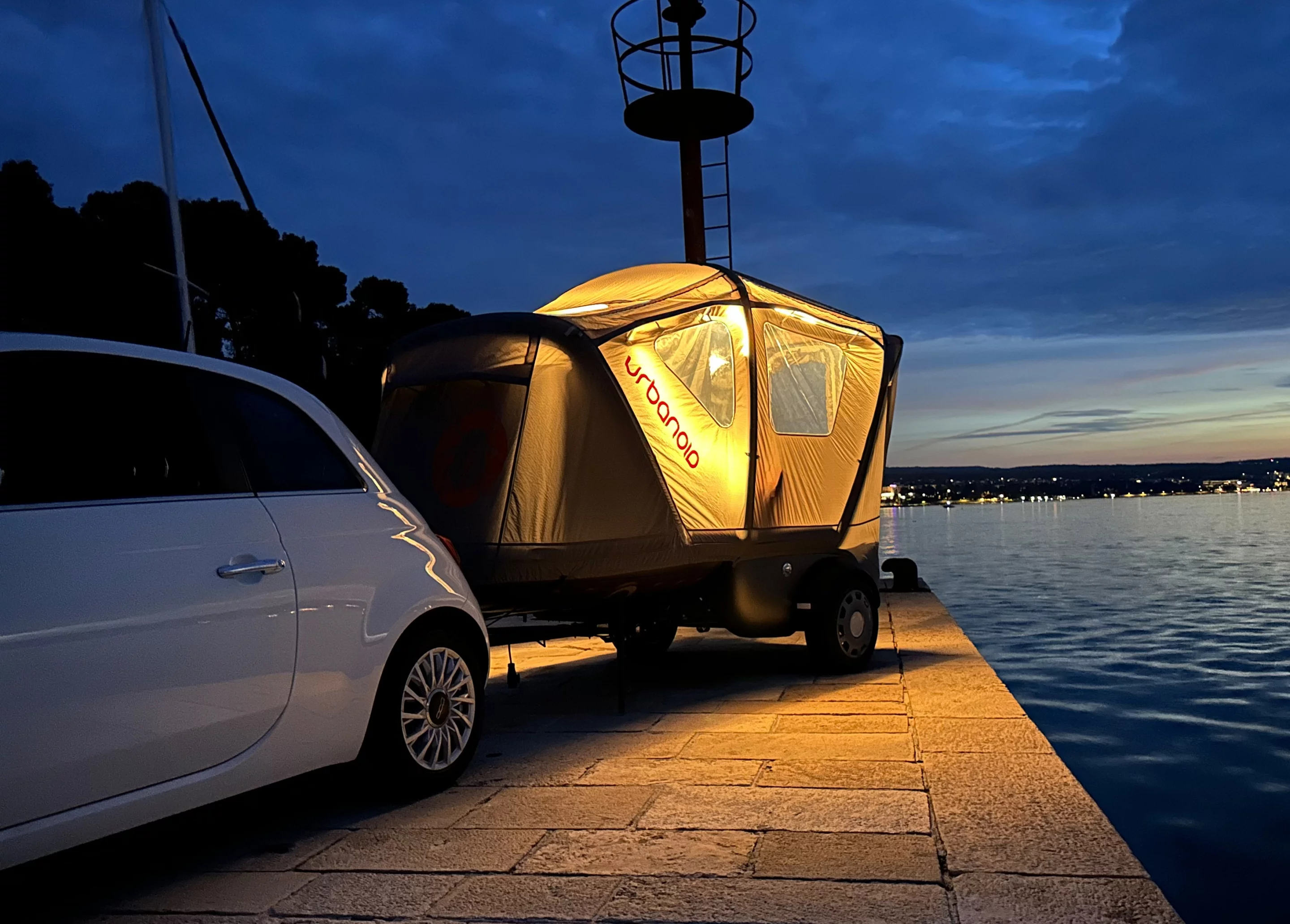 Both Booba specs include integrated LED lighting with power