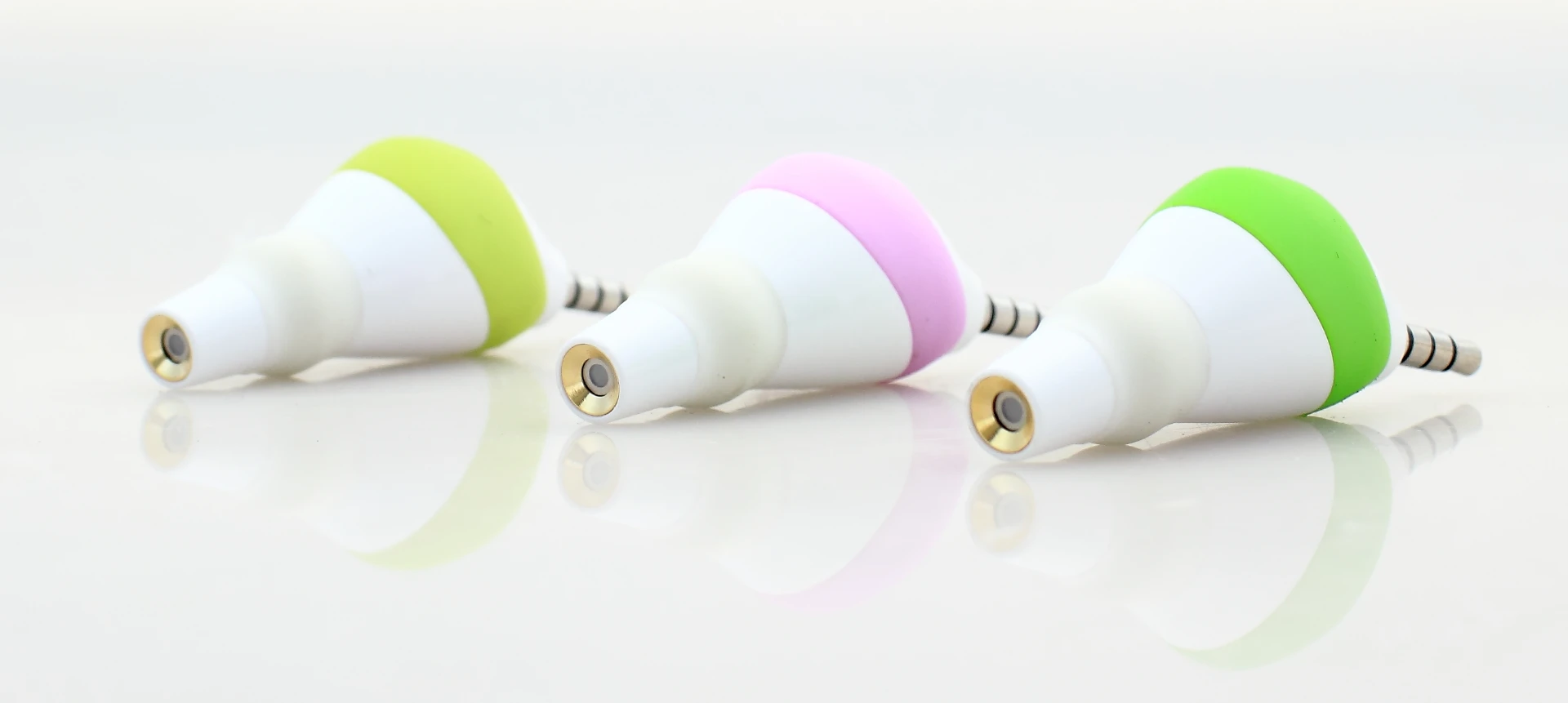 The compact Tympani smart thermometer doesn't require batteries