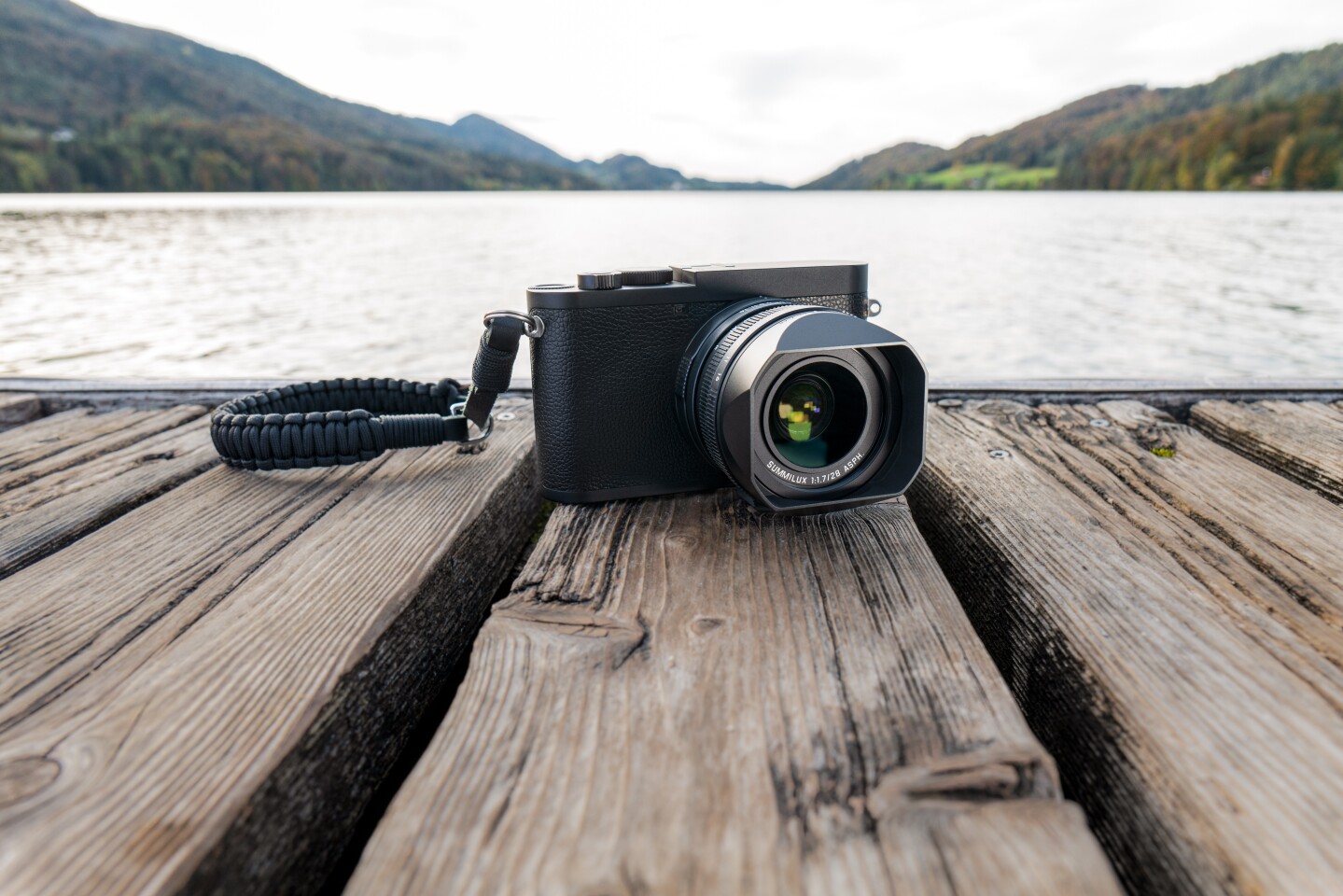 The Q2 Monochrom offers and uncropped focal length of 28 mm at full resolution, along with 35, 50 and 75-mm crops at lower resolutions