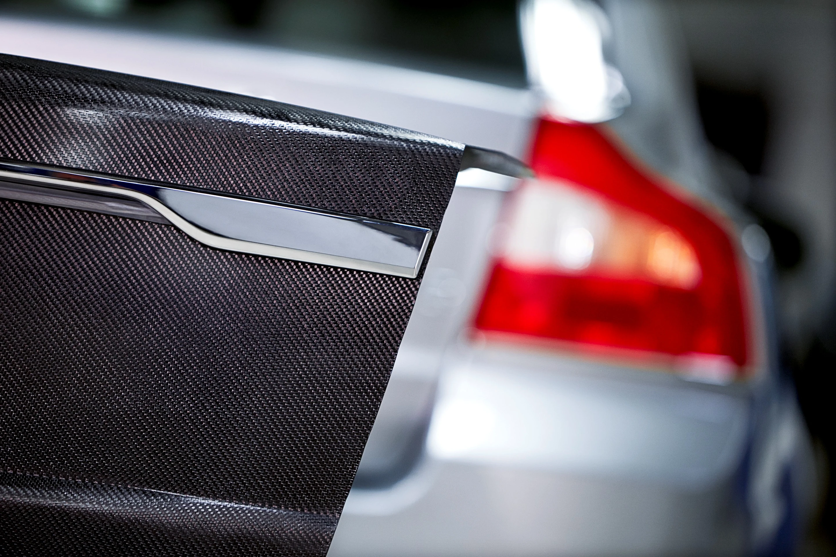 Volvo’s concept would spread battery weight out evenly over a vehicle’s body, thus enhancing a vehicle's handling and performance characteristics