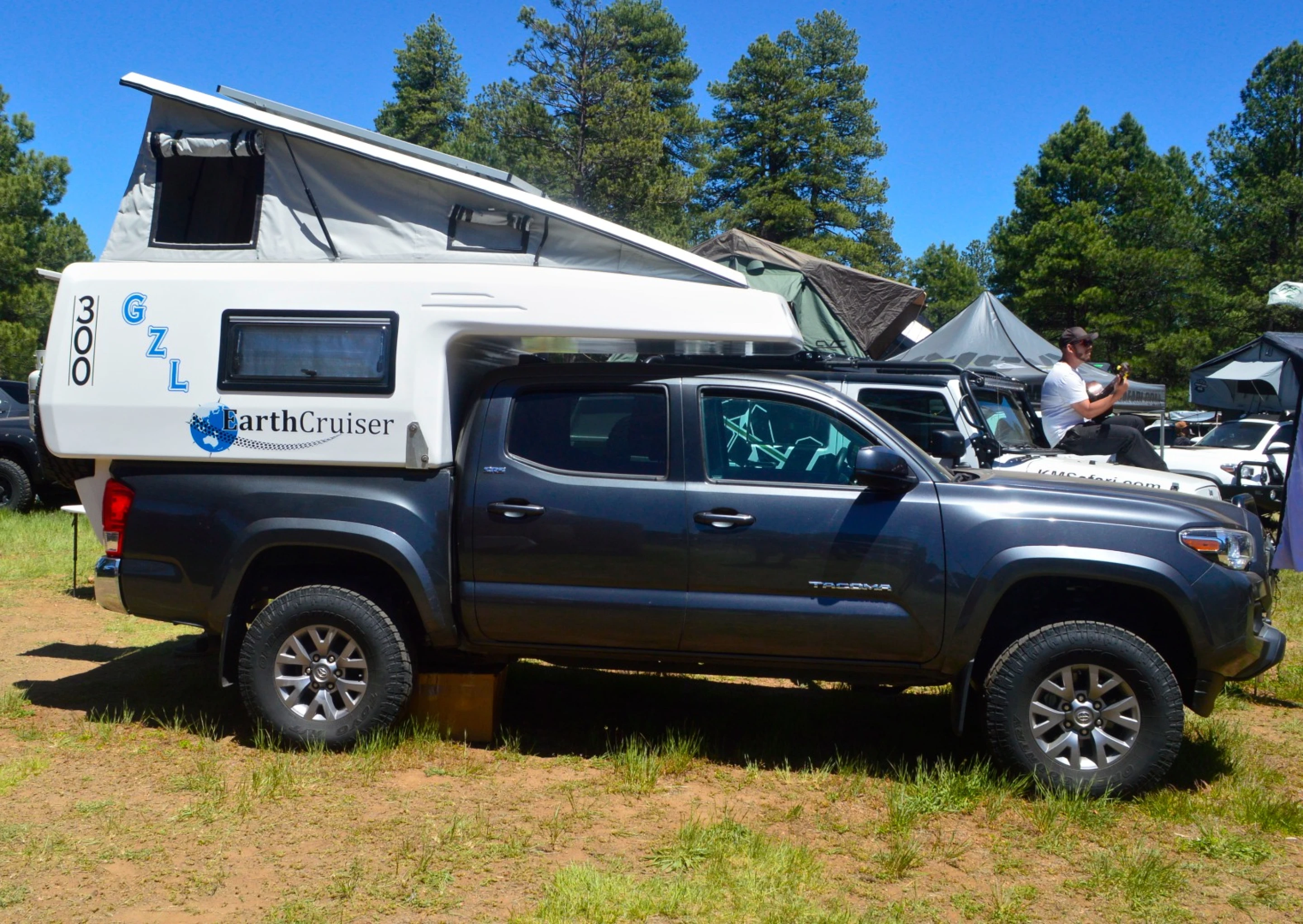 EarthCruiser's terrain-leveling expedition campers grow a little larger