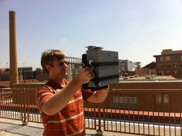 The team's older, bulkier augmented reality prototype from 2013 (Photo: University of Texas)