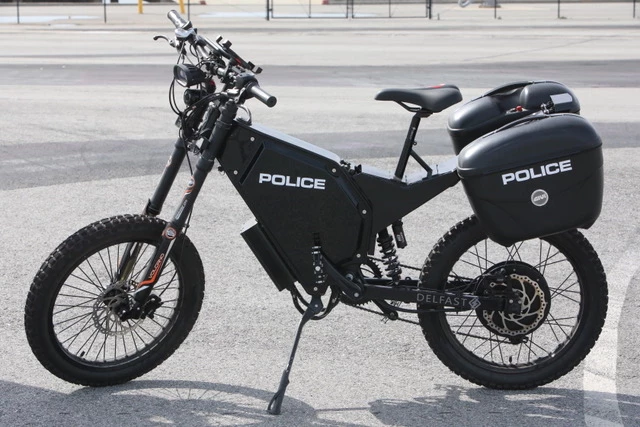 The Top Cop features a powerful 5,000-W motor