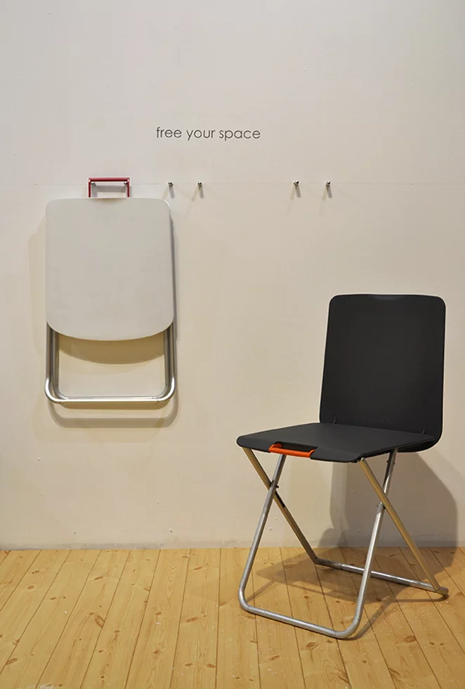 Collapsible and portable chair by Originovelty (Photo: Edoardo Campanale/Gizmag.com)