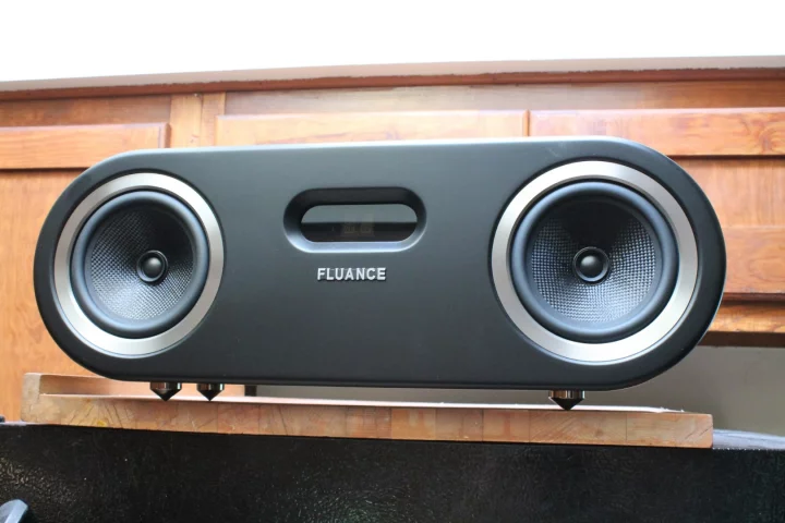 The Fluance Fi50 boasts a pair of full-range 5-inch woven woofers