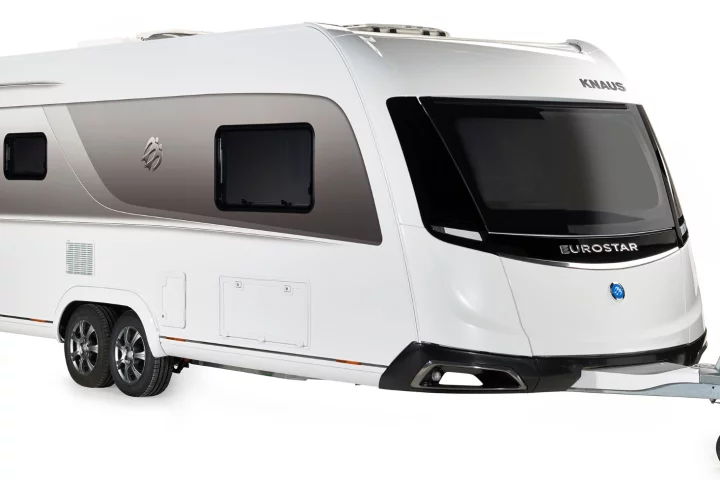 The 2015 Eurostar doesn't share the Caravisio's dramatic shape, but it does have some ties to the concept