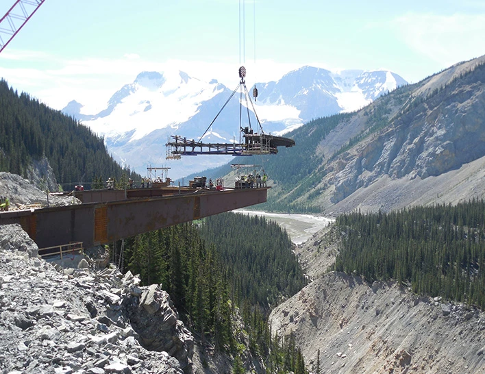 Building of the Glacier Skywalk (Photo: Read Jones Christofferson)