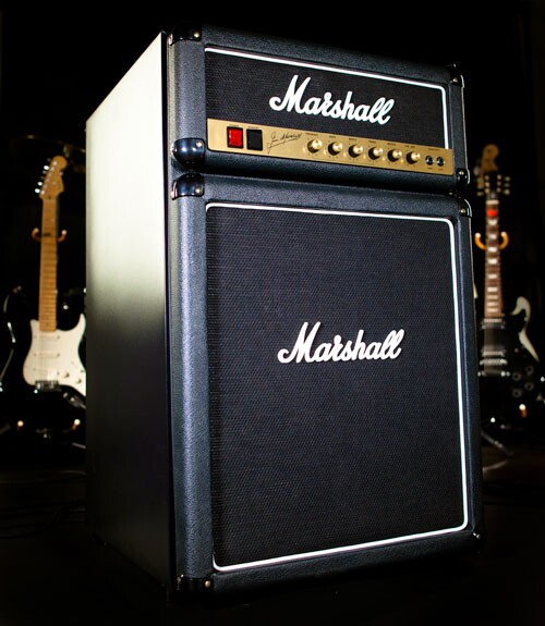 Naturally, the Presence, EQ, Master and Pre-Amp control knobs across the head section that go up to eleven