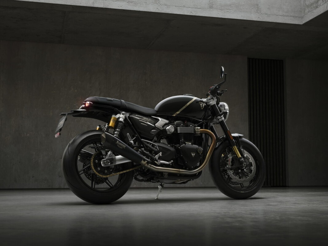 Triumph's carbon-clad Speed Twin 1200 TFC is a factory custom delight