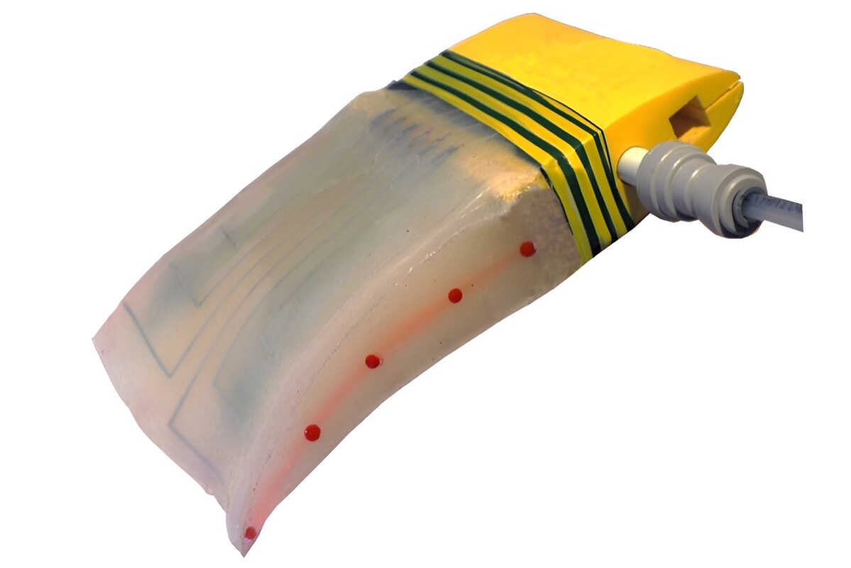 Fish-like robotic fin lets underwater robots glide through turbulence