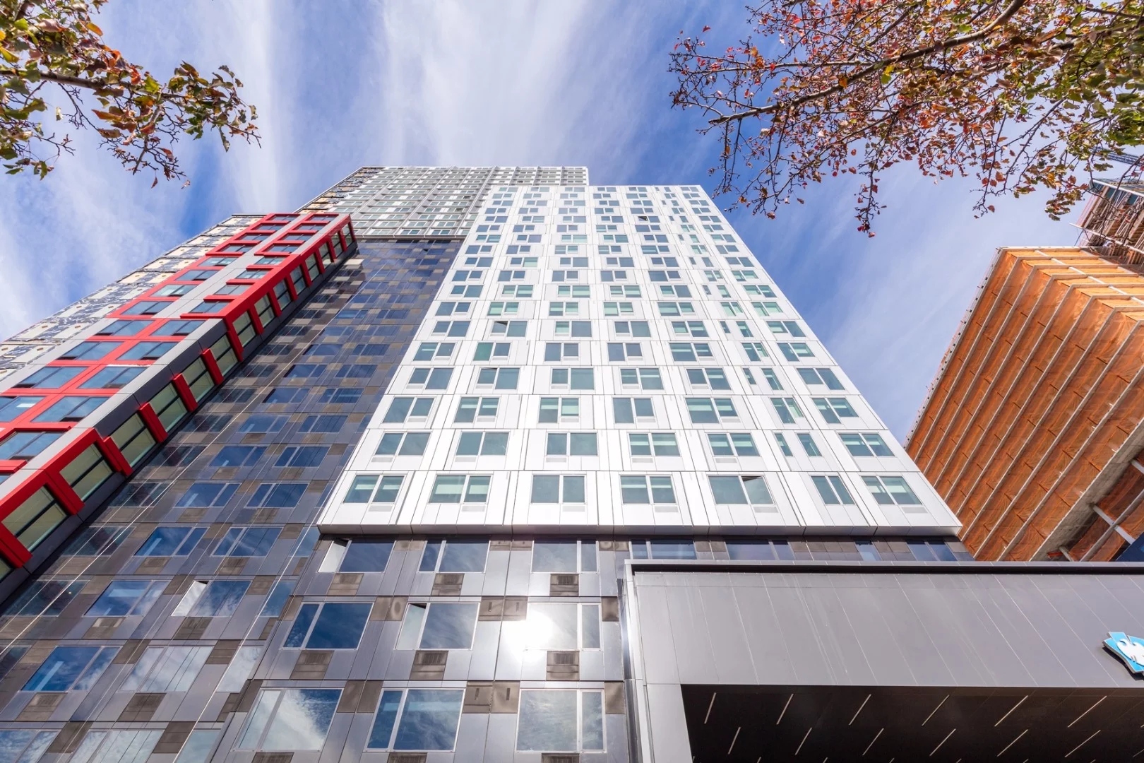 461 Dean comprises 930 prefabricated modules