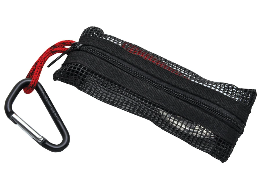 The ECO133 comes with a mesh case with carabiner
