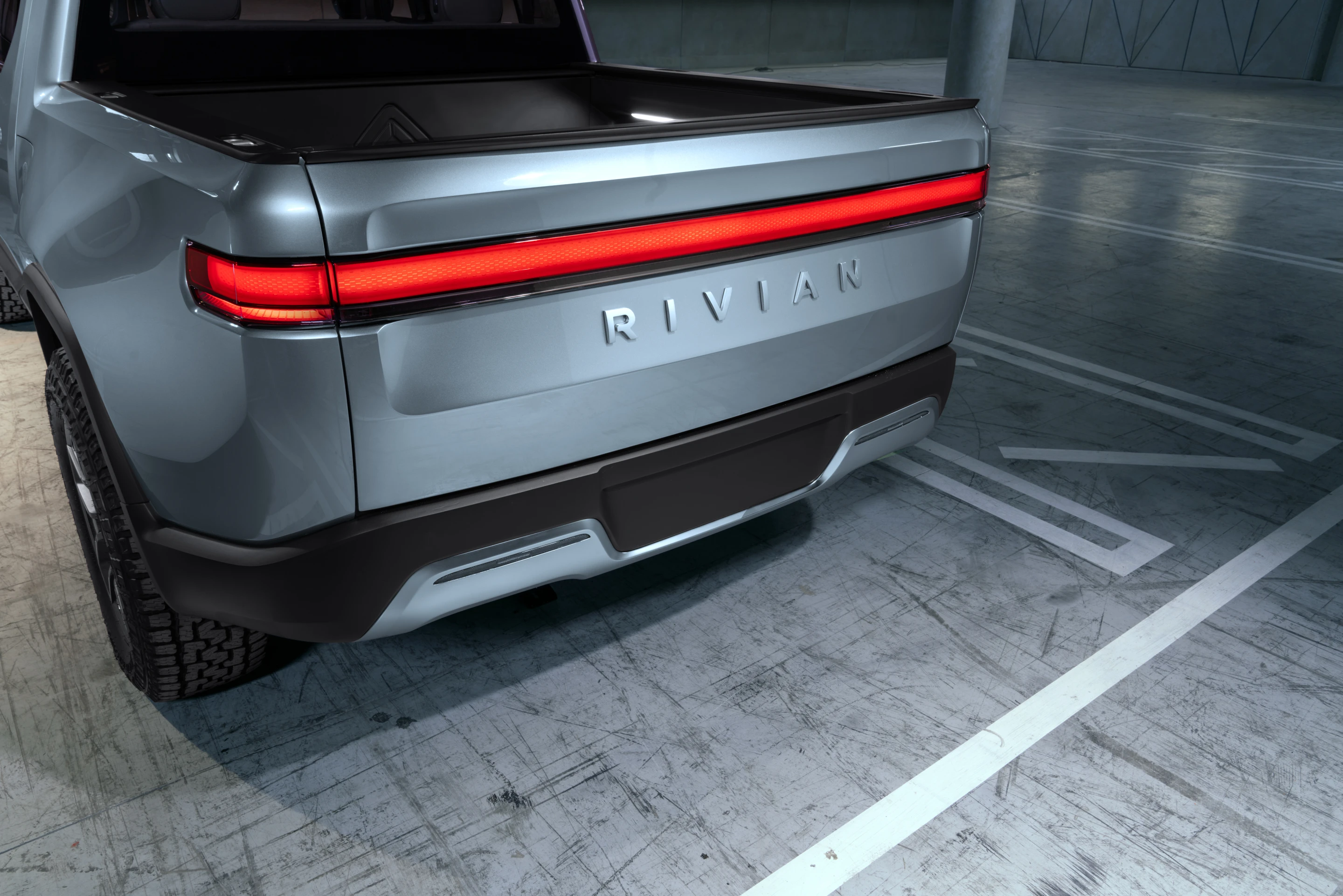 Rivian unleashes the all-new R1T electric adventure pickup