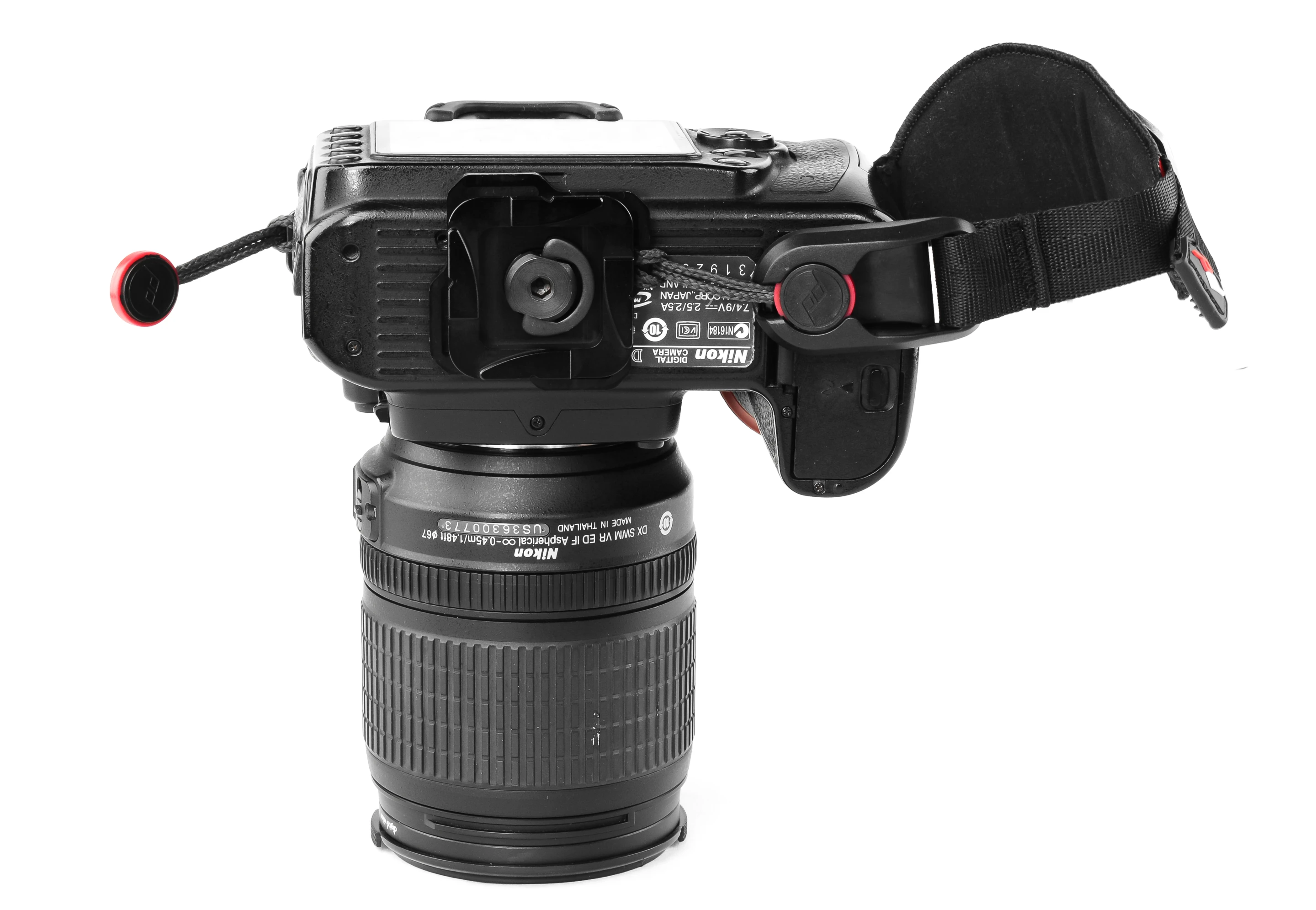 At the base of a camera, Clutch attaches via an anchor link connection and a tripod plate (Photo: Peak Design)