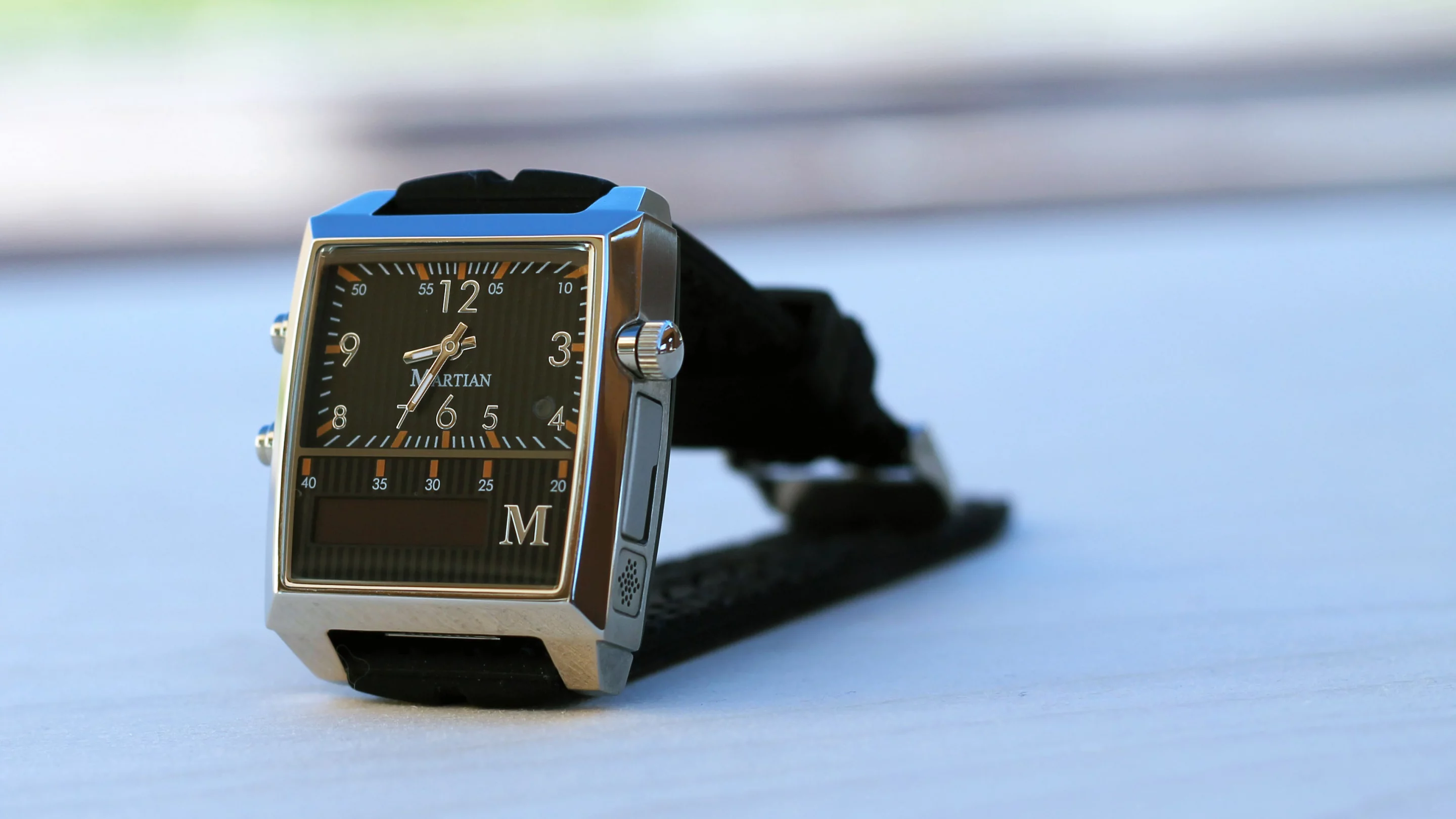 The Martian Watch has an incognito look, along with Siri and Google Now audio input and output