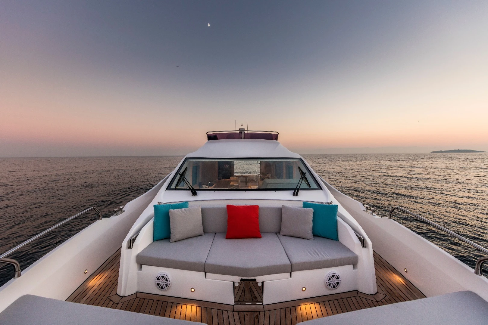 The materials on the 62FLY have all been chosen to look and feel high quality