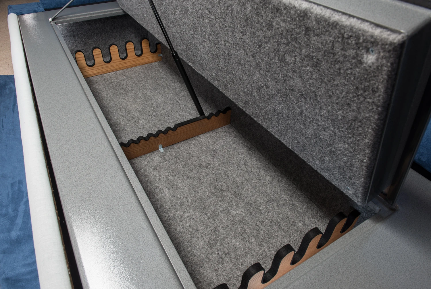 The gun safe itself measures 78 x 29.5 x 14 in (198 x 75 x 36 cm), which the company claims is enough to hold up to 30 rifles with room left over for some ammo, smaller guns, or any other objects you want locked up