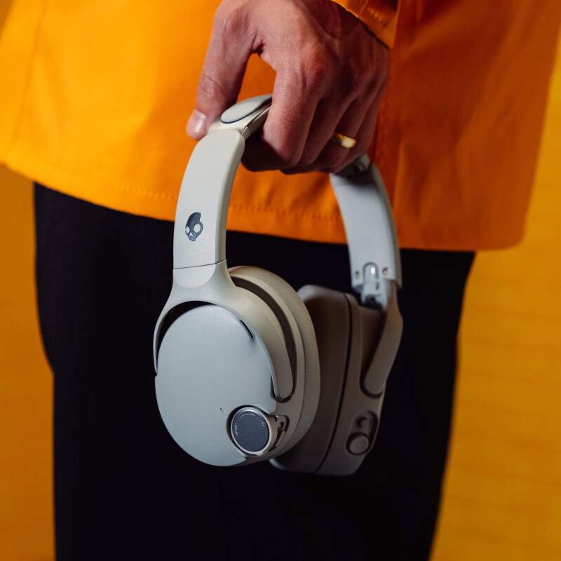 Skullcandy's new over-ears bring Bose sound to bassheads on a budget