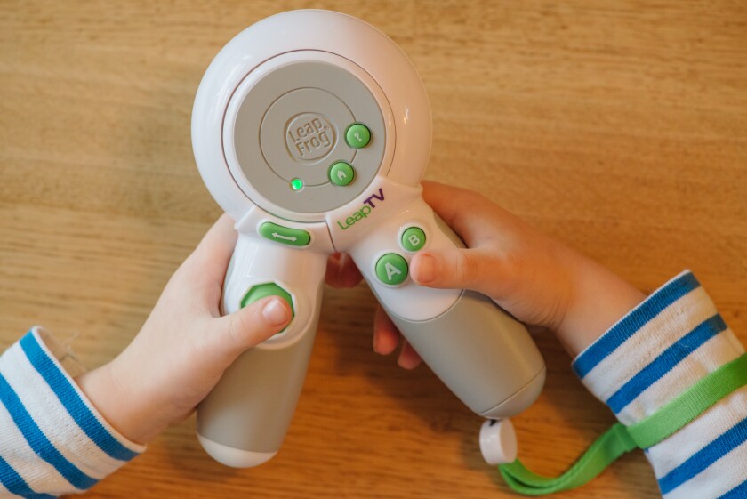 In Classic Controller mode, gamers use the LeapFrog LeapTV like a tradition controller (Photo: Simon Crisp/Gizmag.com)