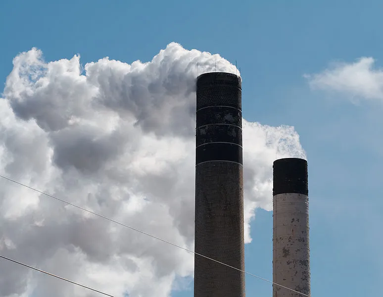 Metal-organic frameworks could be used to filter carbon from smokestack emissions (Photo: Dori)