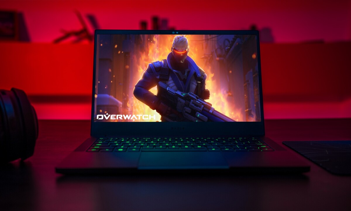 The Razer Blade Stealth can be had with eye-popping 4K visuals, an 8th Gen Intel i7 processor, integrated and dedicated graphics, 512 GB of SSD storage and 16 GB of RAM