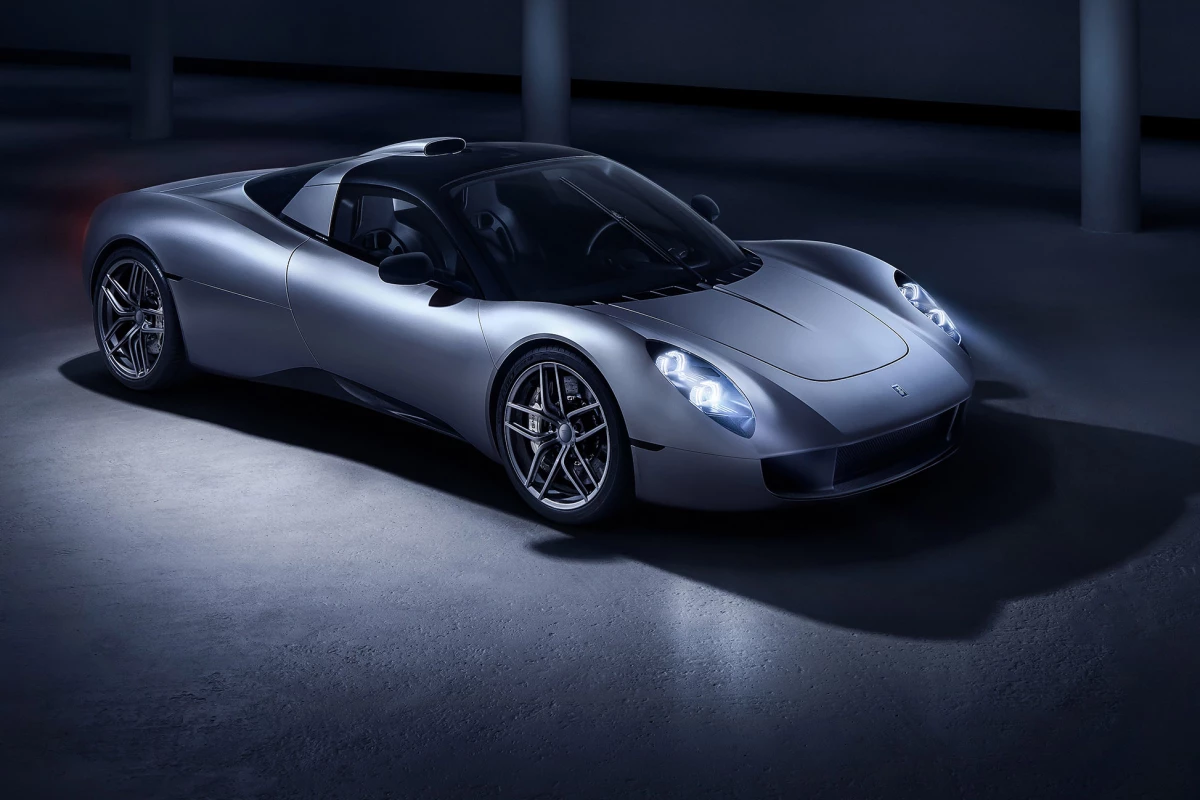 The T.33 will weigh some 300 kg less than a McLaren 720S.