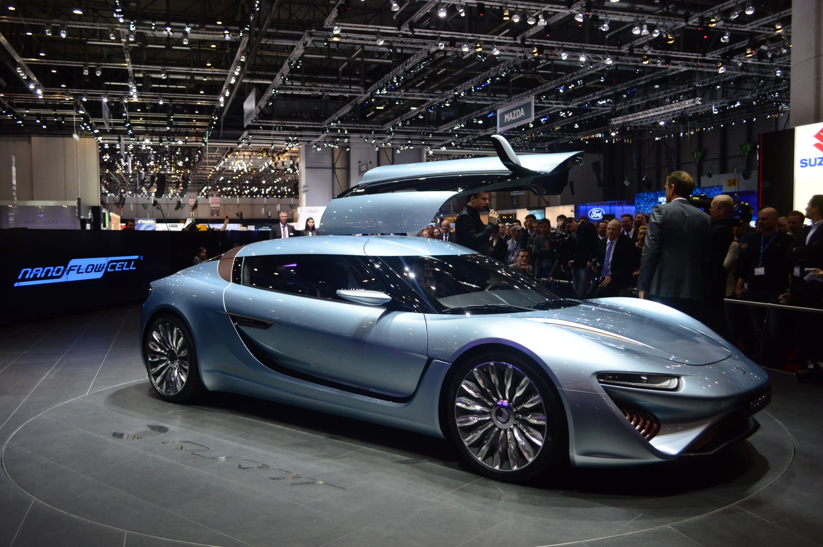 The world premiere of the Nanoflowcell Quant e-Sportlimousine