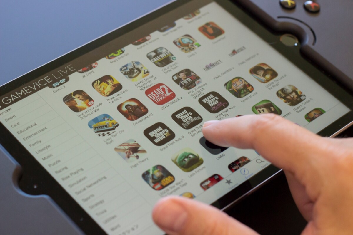 Gamevice has a companion app with a library of suggested games (including links to jump straight to their App Store listings for easy downloading)
