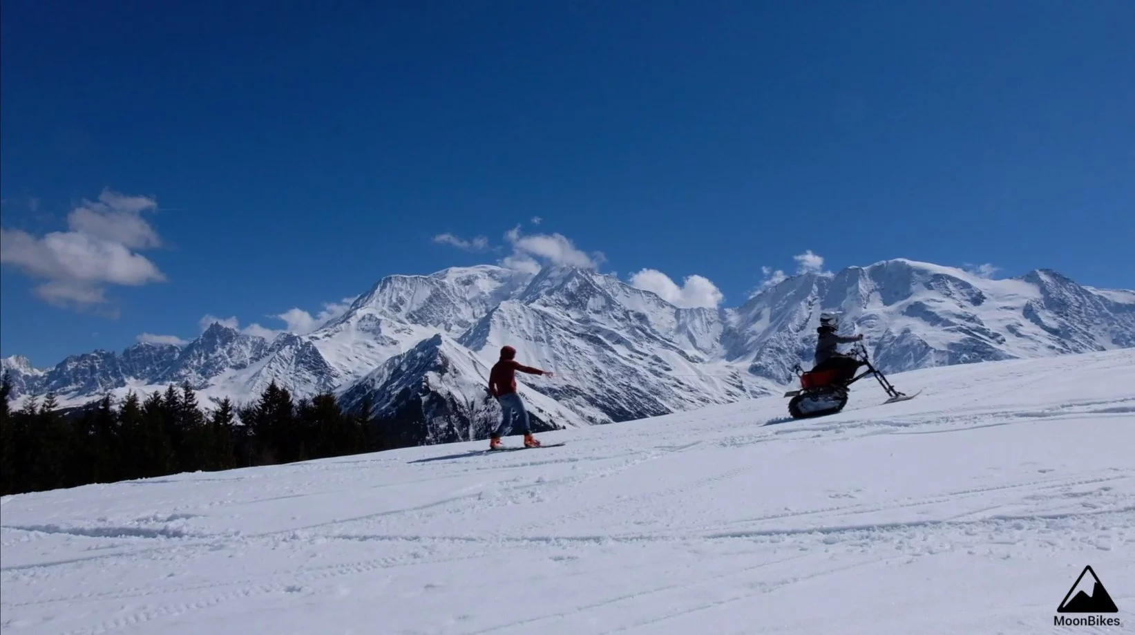 Another fun way of enjoying electric snow bike power