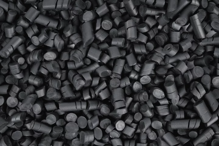 The Poly-G PE-07GM additive takes the form of small black pellets