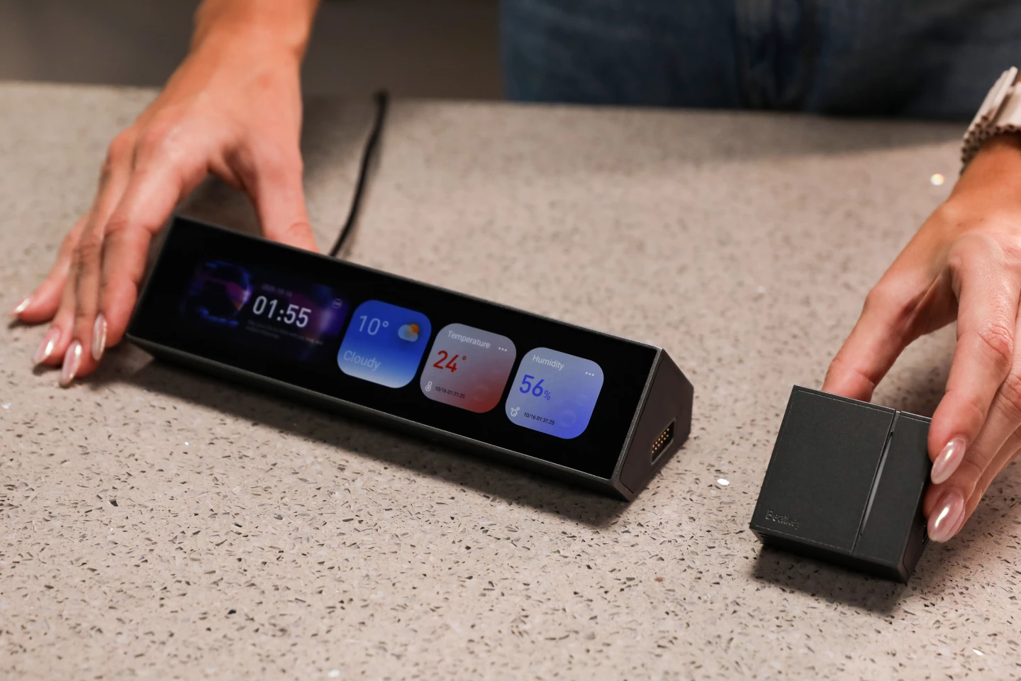 The SenseCube module gets snapped on magnetically, just like the others