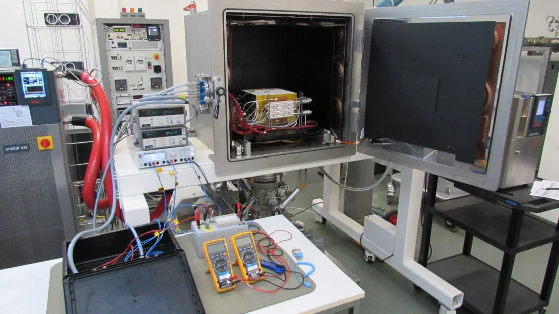 The artificial regolith brick inside a vacuum chamber simulating the low pressures and extreme temperatures that astronauts and technology would face