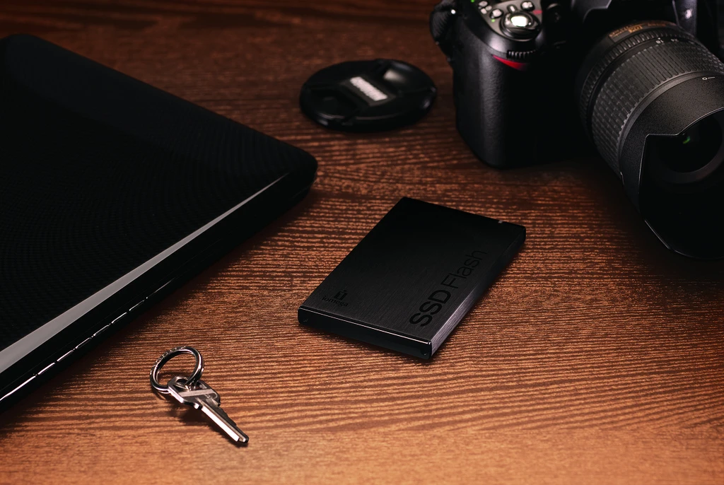 The SSD comes with 256-Bit AES hardware encryption and a bundled protection suite that includes Trend Internet Security suite (for PC) or Micro Smart Surfing (for Mac), Iomega's own QuikProtect backup solution or Roxio Retrospect and v.Clone virtual image technology