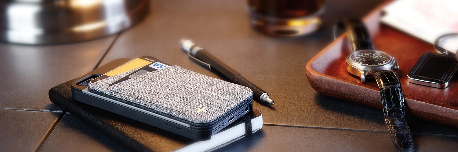 The +wallet magnetically shields cards using Magnashield technology