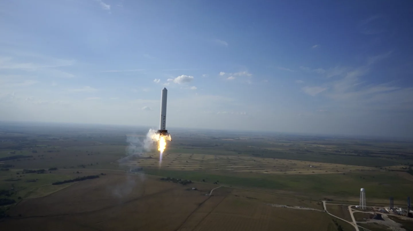 Grasshopper lifting off (Image: SpaceX)