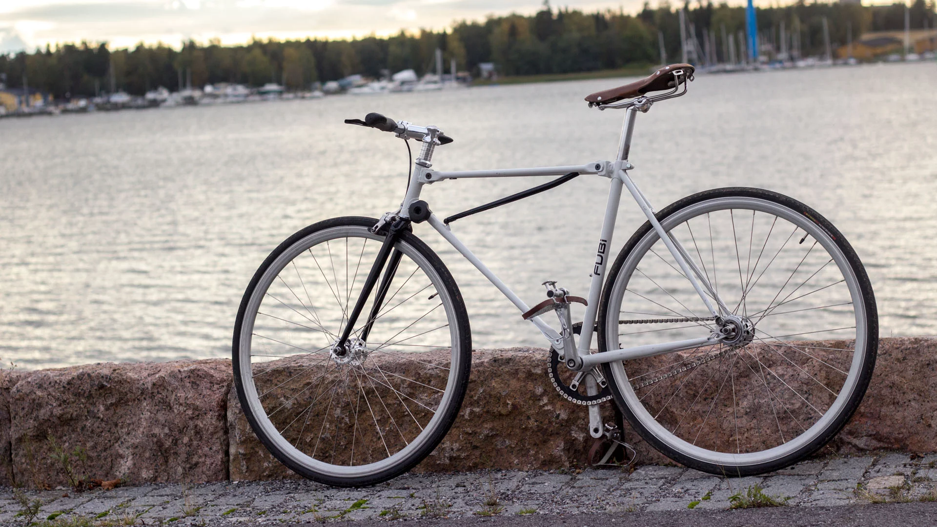 Apart from that black bit, the FUBifixie looks relatively normal