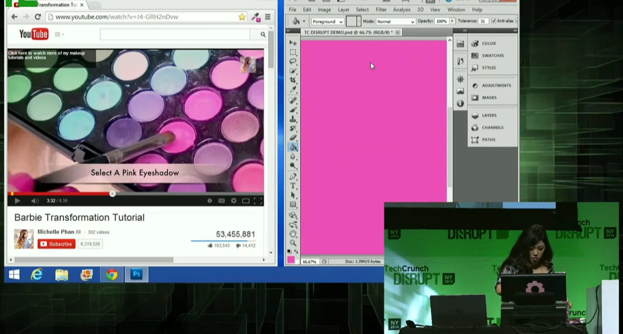 Choi prints out the eye shadow in the demonstration at Techcrunch 2014 (Techcrunch Disrupt)
