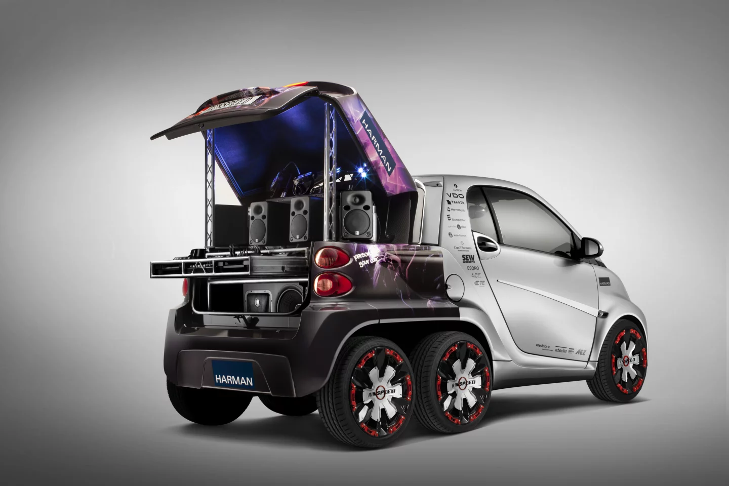 Can an electric car host a disco?