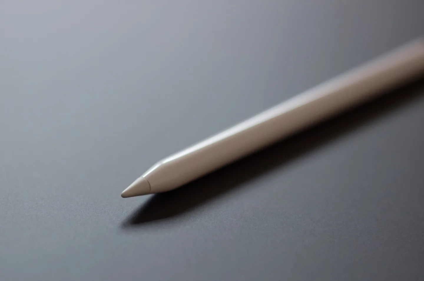 Closeup of the Apple Pencil's tip