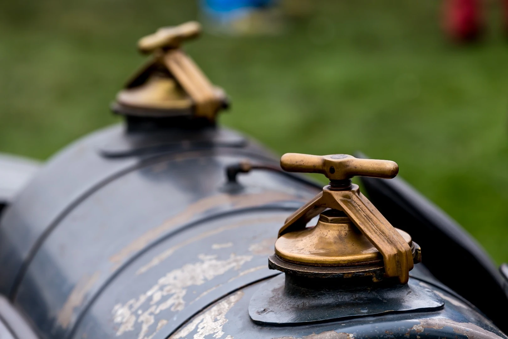 Brass fuel caps top the gas tank on the 1913 Mercer Model 35J Raceabout
