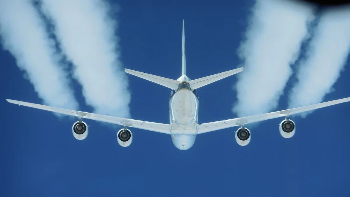 A NASA study has found that aircraft powered by biofuel blends can cut particle emissions by 50 to 70 percent and reduce contrails forming