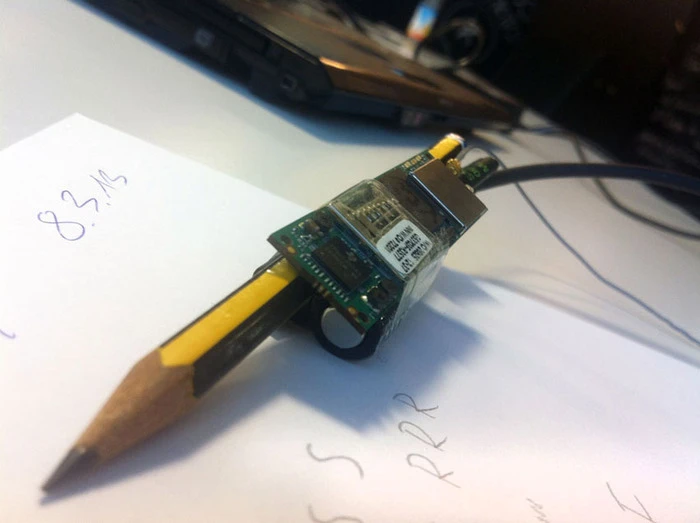 The first Lernstift prototype, which was essentially a mini-computer attached to an ordinary pencil