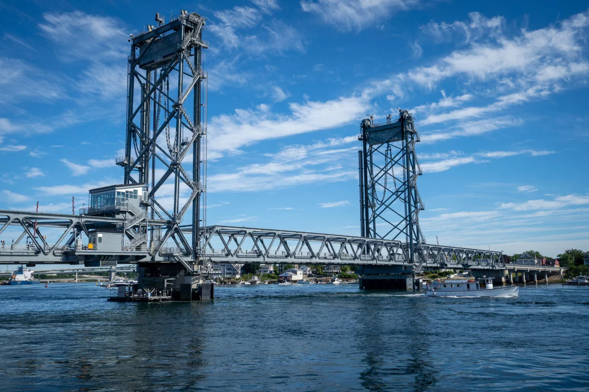 Data sensors installed on the Memorial Bridge in New Hampshire provide researchers, engineers and the public with insights into the day-to-day life and health of the bridge and its surrounding environment