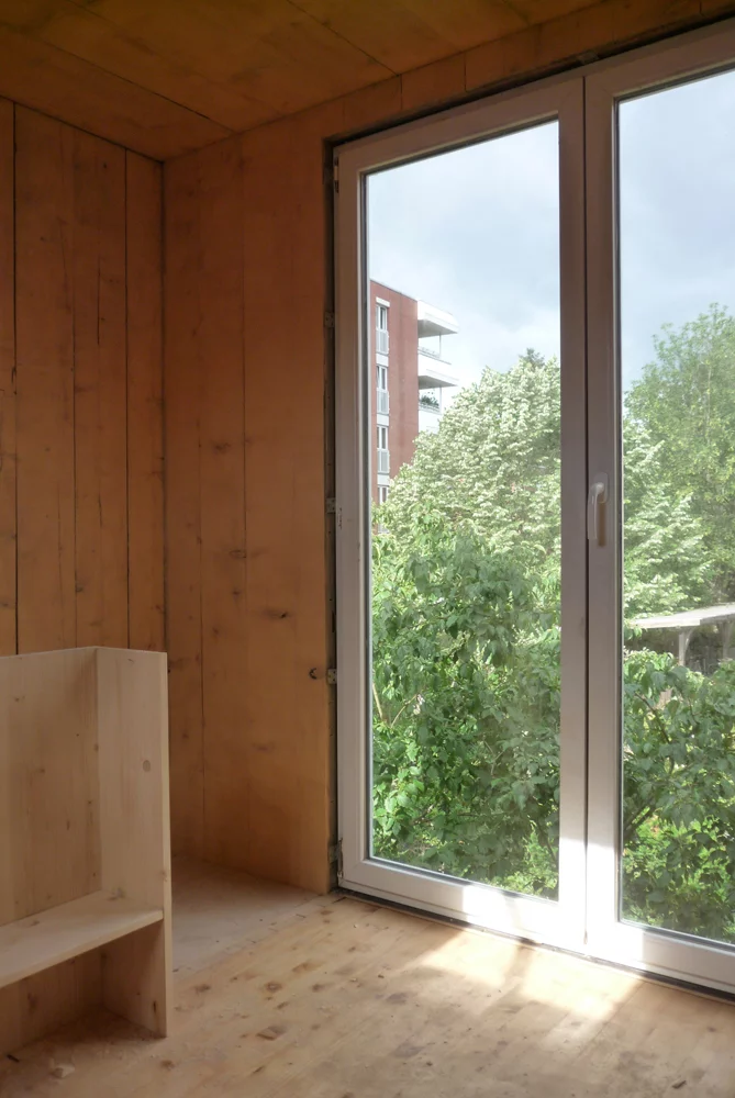 HomeBox features large open windows