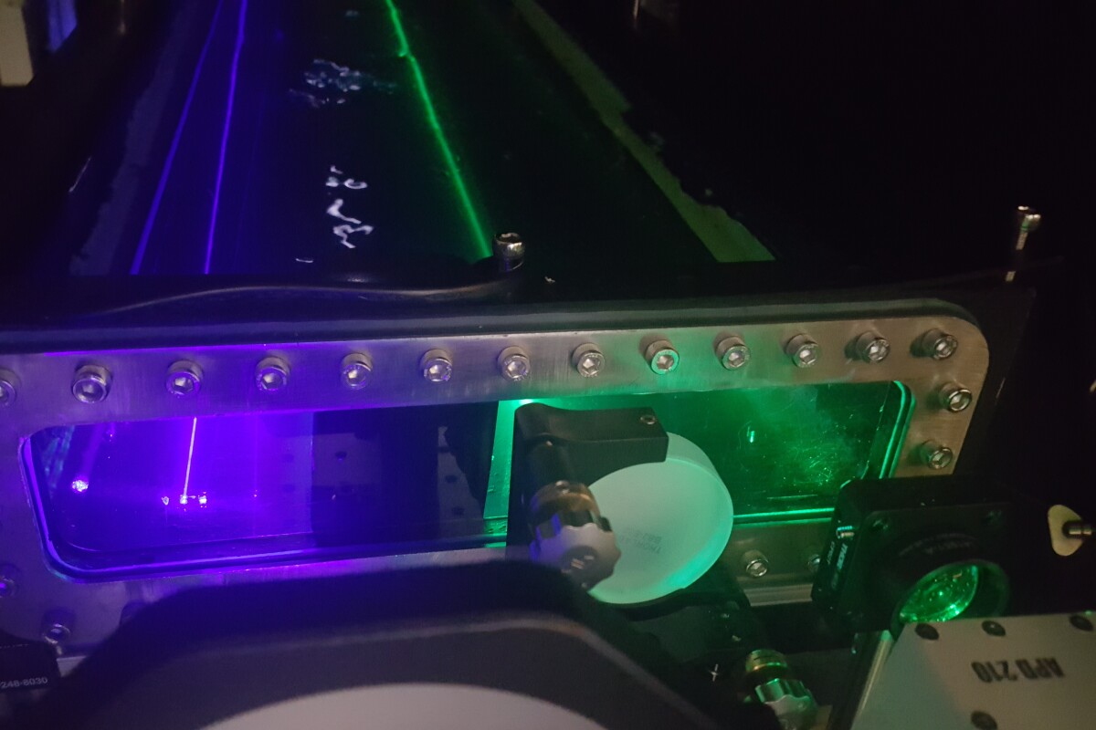 Lasers used to transmit video underwater