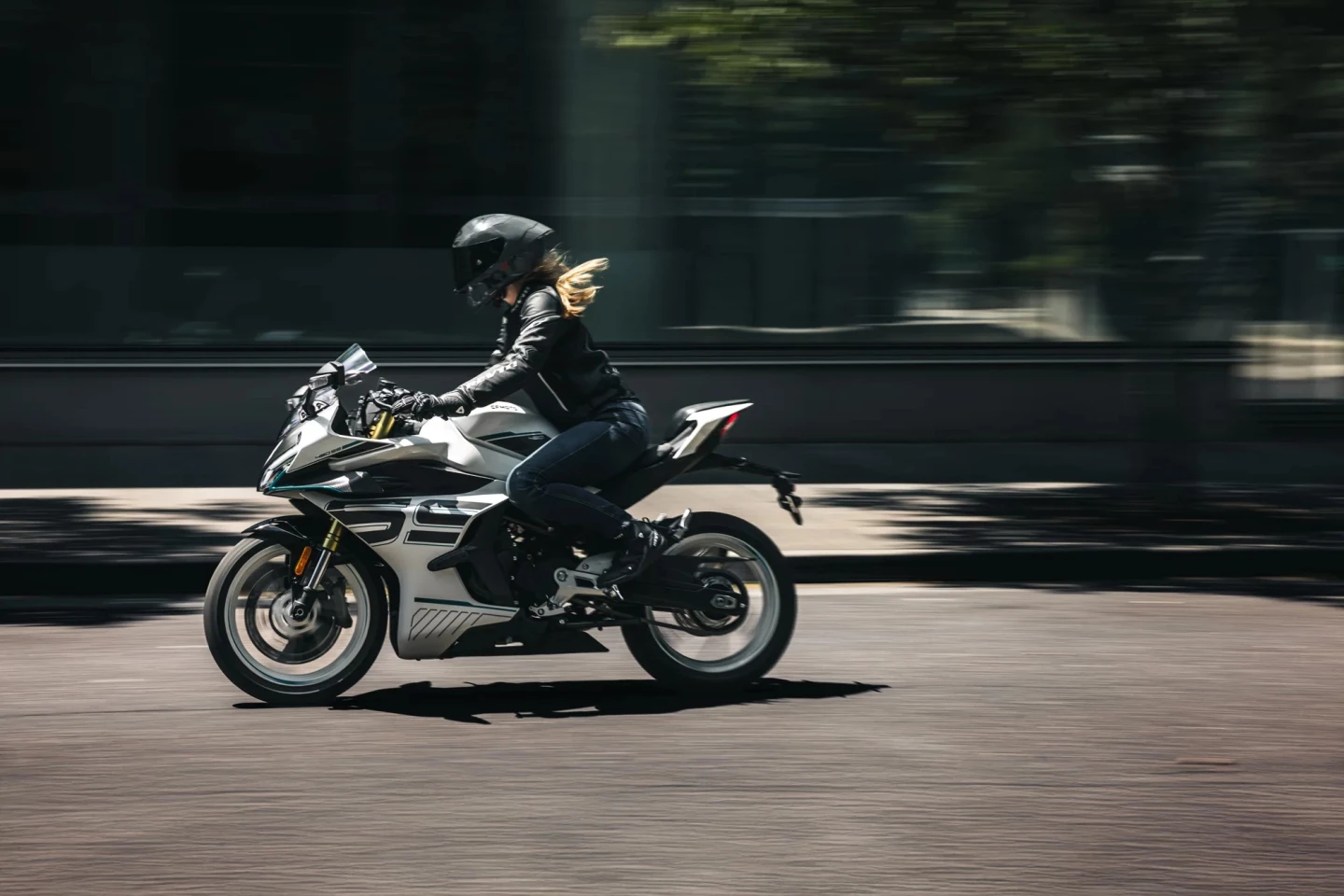 CFMoto's 450SS receives a redesigned windscreen, Bosch software for the ABS and traction control, and a front brake cooling duct alongside a new interface for the TFT display