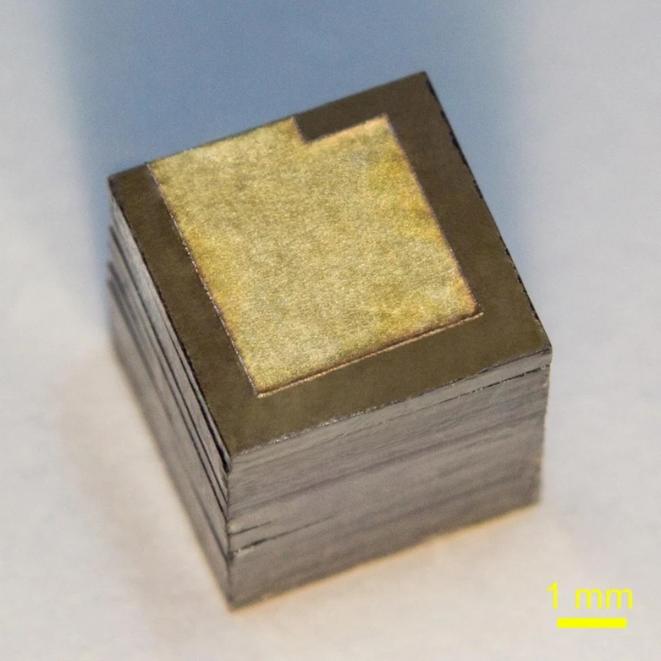The prototype of the new nuclear battery